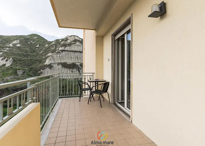 Alma Mare Bed & Breakfast 3*